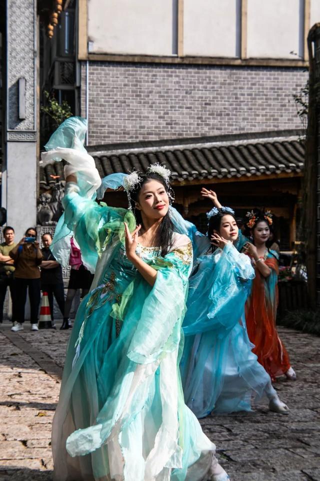 501实景演出全新升级！周二到周日，免费演艺天天看！