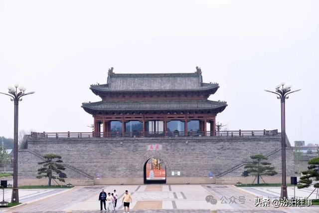 汾阳往事｜山西旅游记录——孝义中阳楼、南稍门、皮影木偶(一)