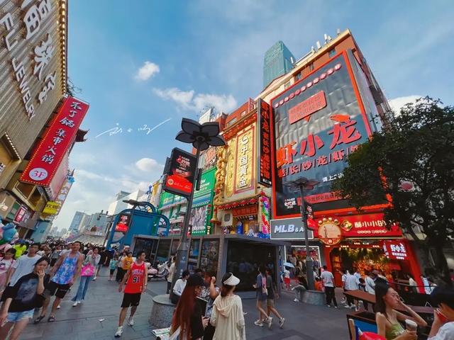 湖南这座别称“星城”的城市，现在已经是顶流网红旅游地？