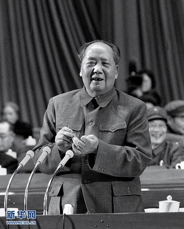 1959人民大会堂建成震撼世界，赫鲁晓夫不信，亲至观摩后却沉默了