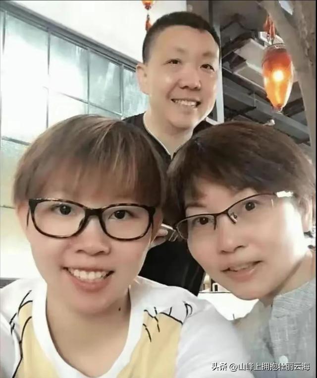 朱雨玲和男友，跟父母同框照，雨玲和妈妈好像呀，与男友有夫妻相