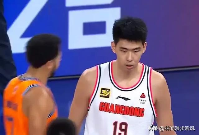 78-75！亚洲杯男篮四强出二，伊朗战澳洲，中国男篮夺冠概率大增