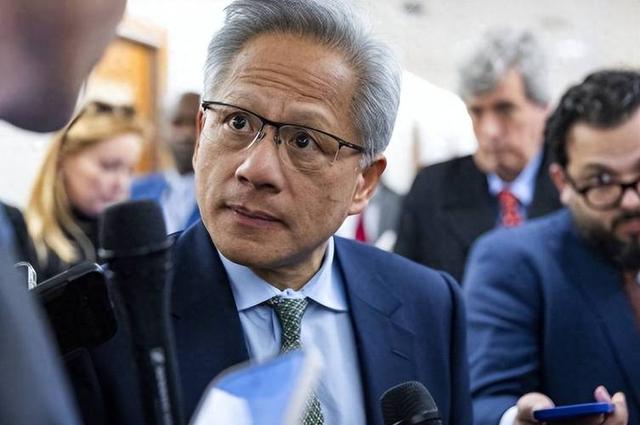 输给了信任！黄仁勋果然说对了，中方在考虑限制获取英伟达芯片