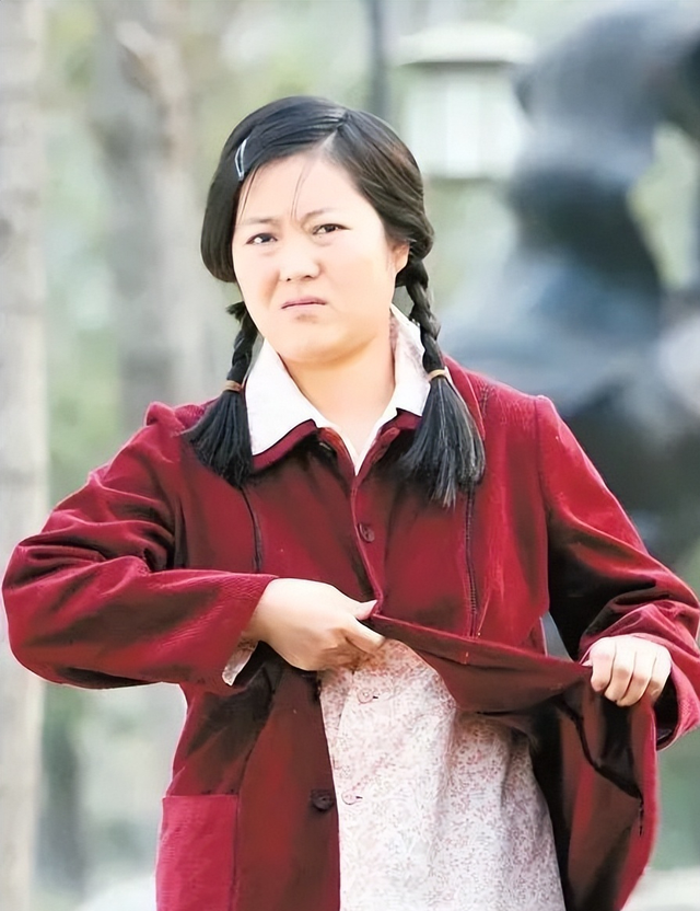 现在嫌她们丑，当年追成狗！这6位发福的女明星，当年都是大美女