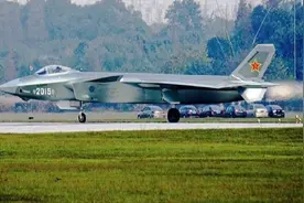 展板显示歼20最大速度仅2马赫不如SU-27？动力不足还是另有玄机？图片