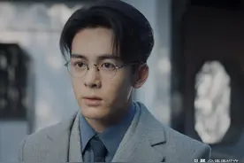 《孤舟》顾易中假死，给他送信，劝他入90号的是谁？竟是周知非图片