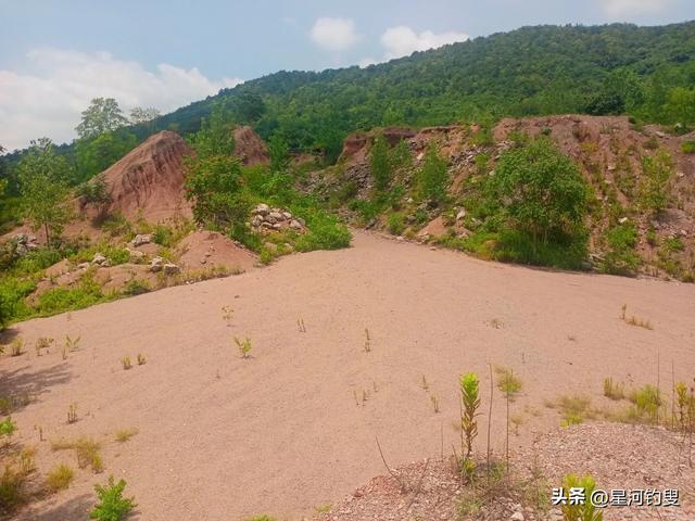 深入佘村“小丹霞”：遇友，寻机，后会有期！