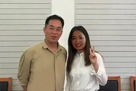 研究生过年应该给导师送礼吗？过来人的答案意料之内，别自找没趣图片