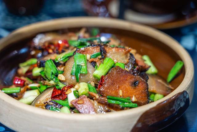 想玩点不一样，这个冬天，让我们去湘西过大年！