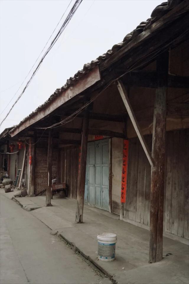 成都向西，拜访邛崃最“慢”的古镇，把千年时光泡进茶里