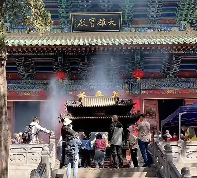 少林寺变天！30僧人集体出走，新方丈农禅新政震动千年古刹