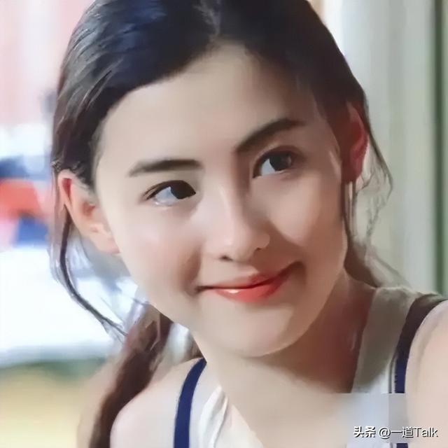 狐狸尾巴藏不住，谎话连篇、风流成性的张柏芝，终是被撕下体面