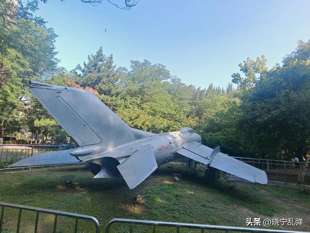 东北避暑沈阳站 逛故宫天热人多不理想 下馆子好吃不贵真不赖