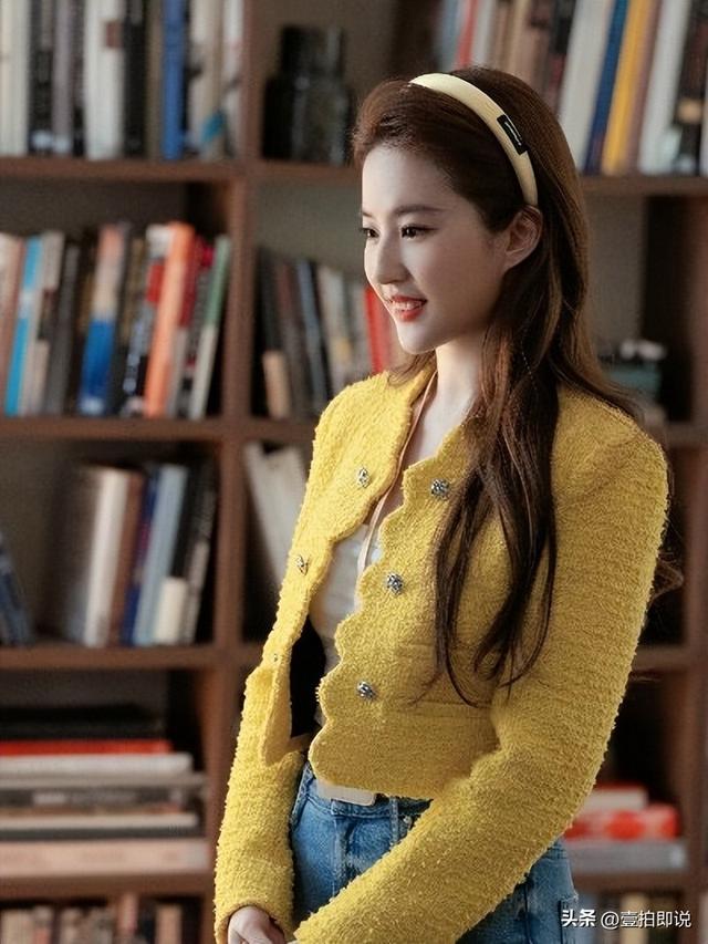 一场香港大火，让大家看清38岁刘亦菲的“真面目”，赵立坚说对了