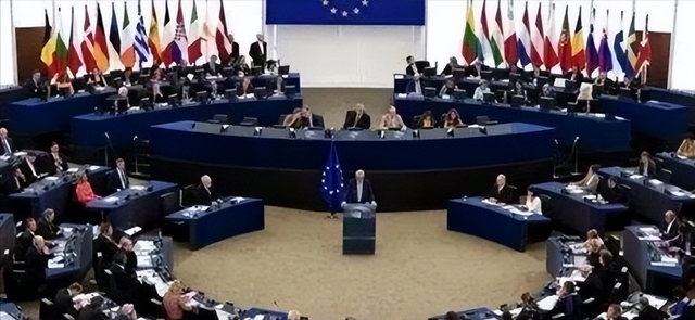 身份大反转！特朗普前安保狙击手，竟是布朗大学枪击凶手