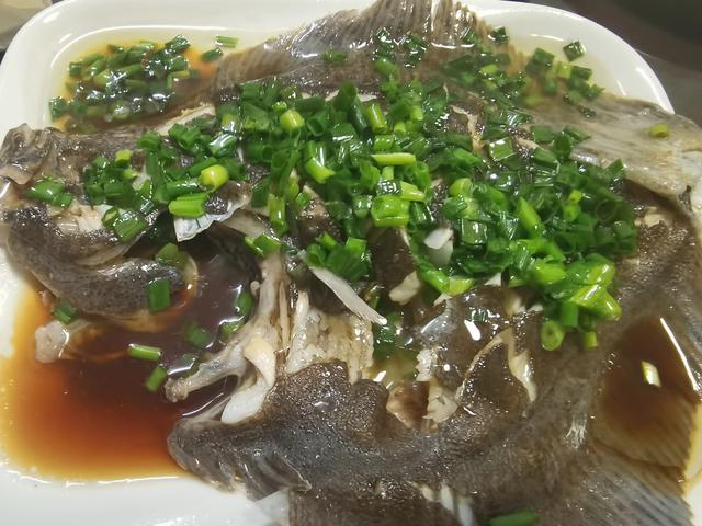 菠菜和花胶可以同吃吗 2025年菠菜可以和花胶一起吃吗