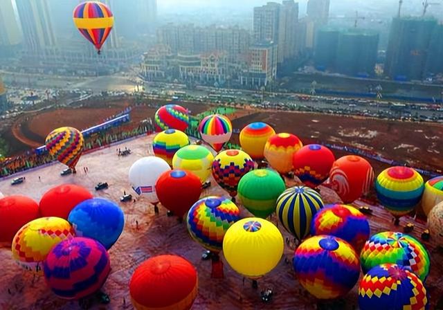 四川旅游：难忘宜宾长宁热气球赛采风行(图)