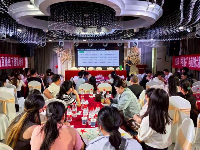 苍溪县启动2025年“中国播谷”电商直播大赛