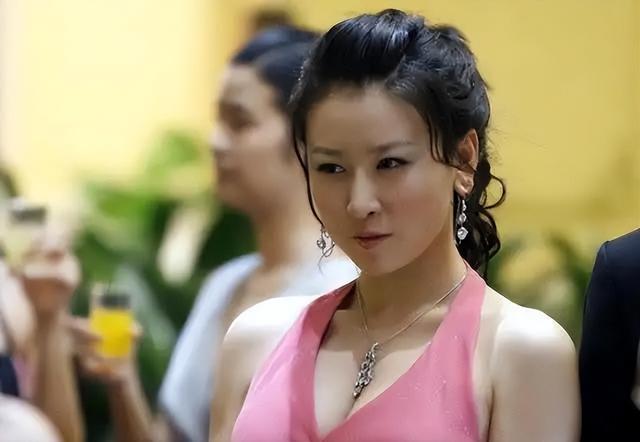 明明只是戏子，却把自己当大腕	，论"耍大牌"，这3位明星真够丢脸