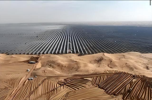 相当20个三峡大坝！NASA惊奇发现，中国偷偷在沙漠干了件大事