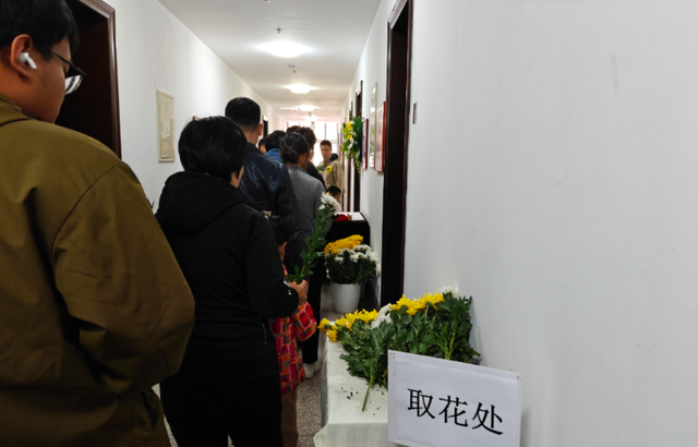 杨振宁追悼会确定，令人担忧的事发生，翁帆和杨家子女均被牵连