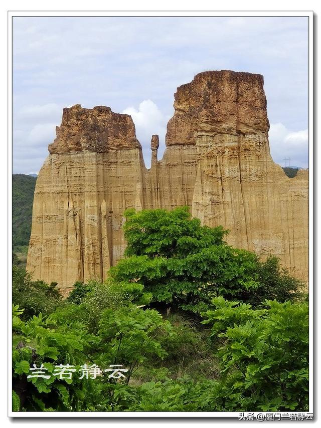 云南楚雄：元谋浪巴铺土林的地质奇观（含攻略）