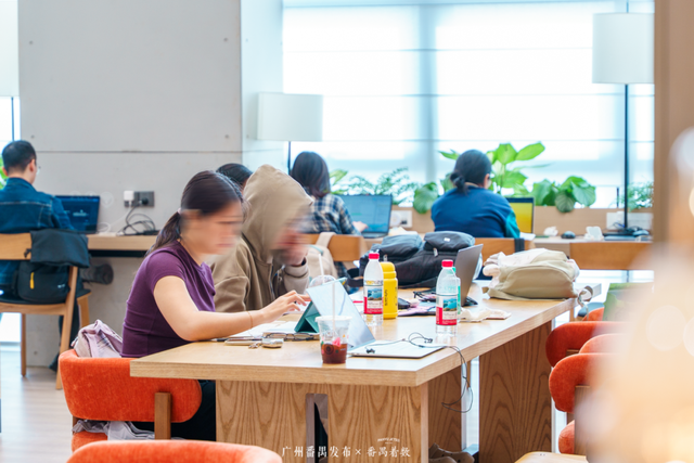 出片又治愈！跟着「书店漫游指南」打卡番禺阅读秘境