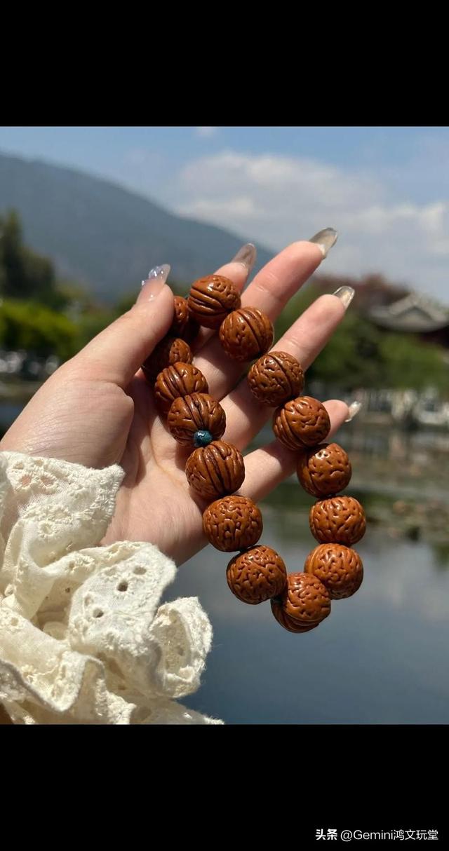 央妈出手文玩电商直播乱象调查直播间涉嫌虚假宣传与价格欺诈