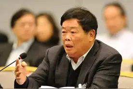 曹德旺在法庭怒怼法官:别以为我不知道你收了200万！图片