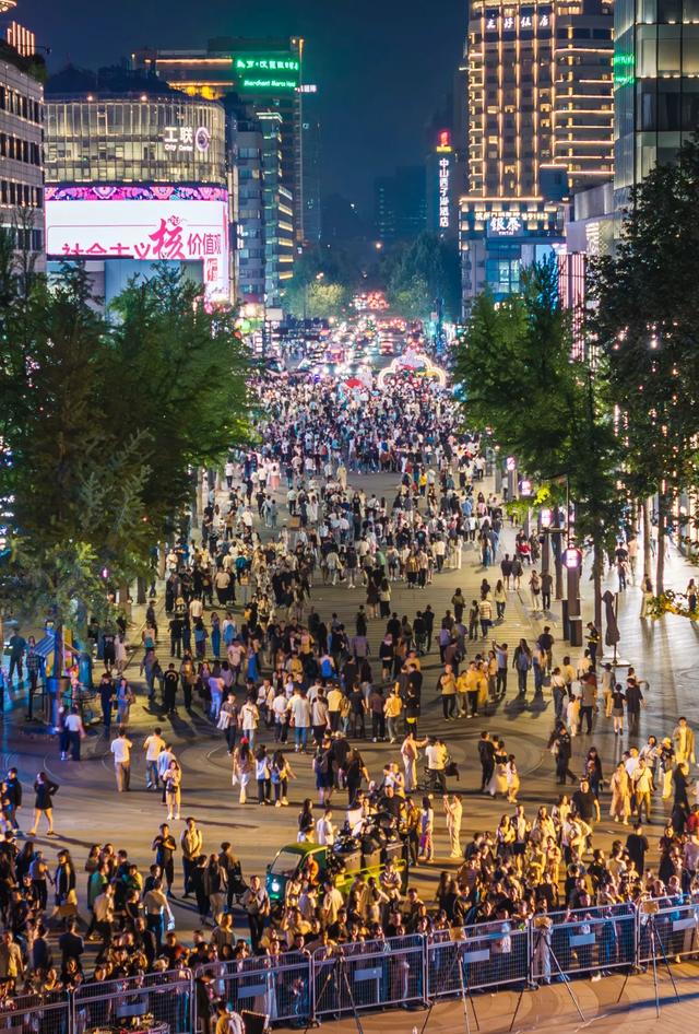 杭州人厉害了!比“银泰”更好的商场,在杭州出现了