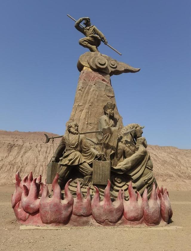 游新疆中国热极火焰山