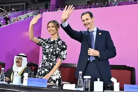 全网都在担心他们的返程问题！他们还把三个儿女带来了，太信任！图片