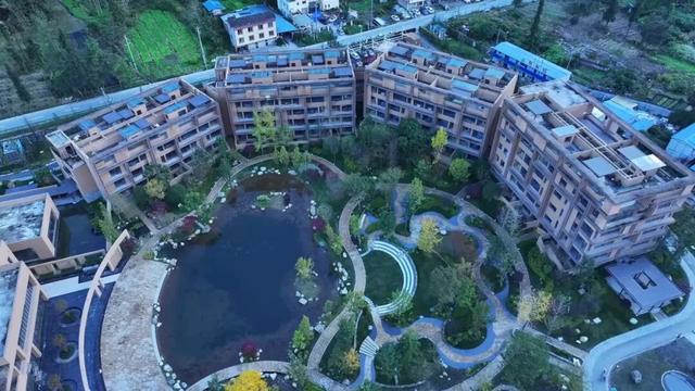 温泉免费泡！草科温泉特色小镇保姆级攻略，带你抢先玩转贡嘎南麓！