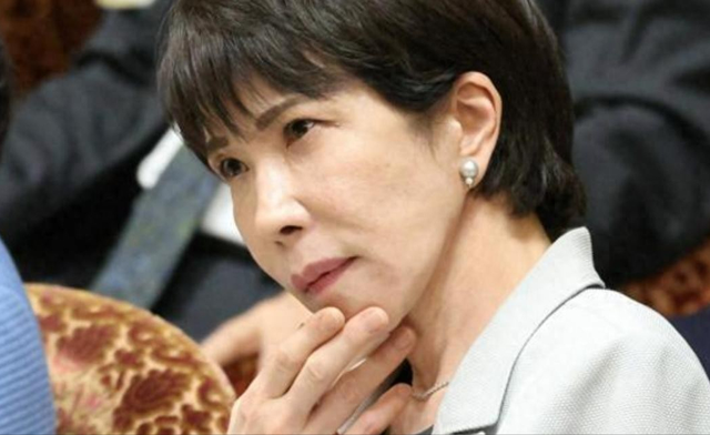 中方发“斩首”警告后，不到24小时，高市早苗回应了：言辞失当