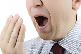 嘴里发苦、苦涩，口腔黏腻？竟是这五大罪魁祸首，一治一个准！图片