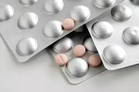 氯吡格雷（波立维）每天吃一片，长期吃安全吗？一文全了解图片