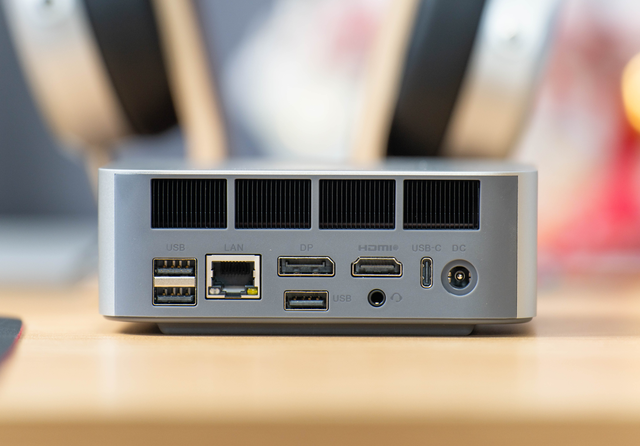 迷你电脑顺畅本地部署32b的deepseek？！零刻AI9 365实测体验