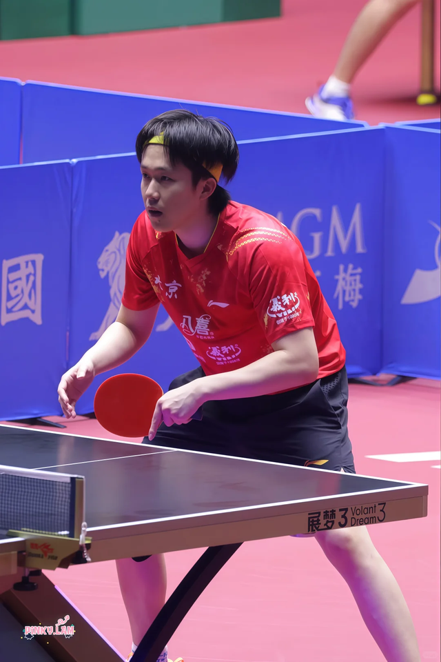 全运爆冷！全国冠军1:3输球，王楚钦失误致丢局，王曼昱全场最佳