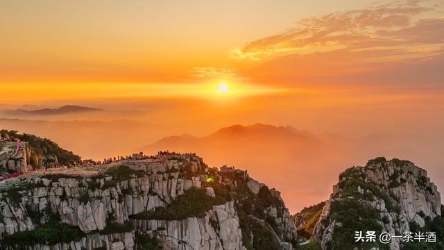 中国最美适合退休老年人自驾游的十四大5A级景区及自驾游玩攻略