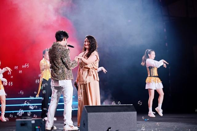 2025新余仙女湖七夕文化旅游节启幕仪式暨“为爱心动—七夕浪漫夜水上情歌会”圆满落幕