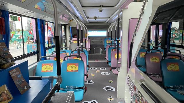 乐山城市双层旅游巴士首发，解锁新玩法