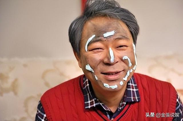 贪财又好色！德不配位的几位老艺术家，诠释了人前一套，背后一套