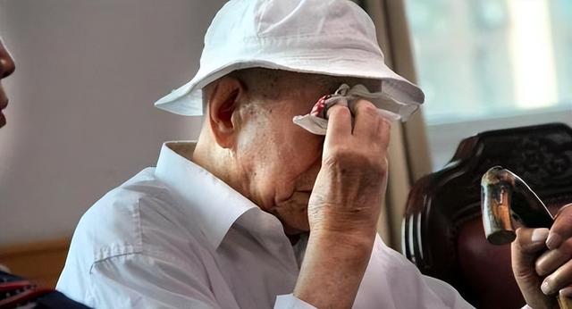 大连奸商骗取244亿养老金，数十万中国老人血本无归结局大快人心