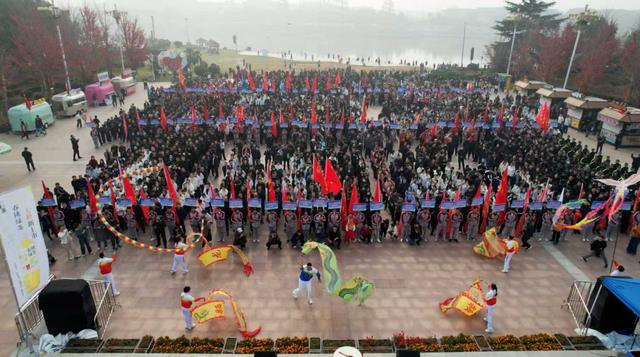 漯河市沙澧河徒步大会力筑健康梦，五千爱好者共享与自然和谐共生