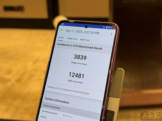 手机“速度差异”的关键，可能既不是SoC、也不是系统