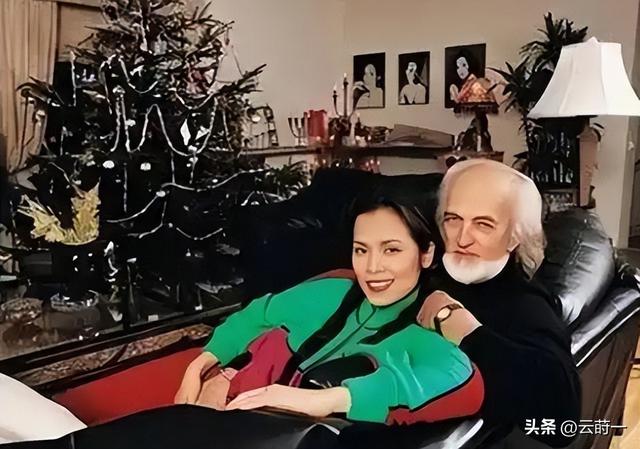 62岁韦唯现状，家暴前夫离世	，车祸脊柱断裂，3个混血儿子已回国