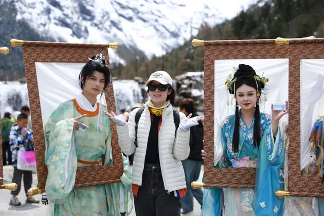 多图预警！国风+山水，毕棚沟这个“五一”假期快乐满格！