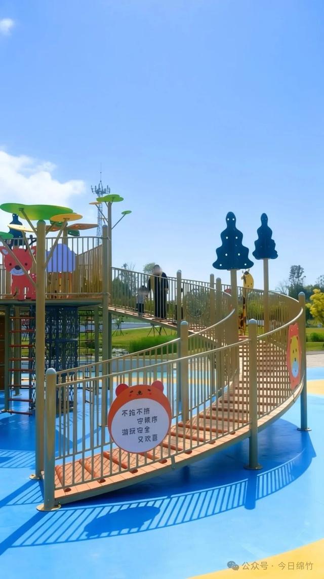 绵竹这里太美了！适合遛娃、运动、拍照，还有风铃木花海......