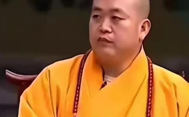 李湘不忍了！公开回应与释永信的真实关系，亲吻照的真相终于大白