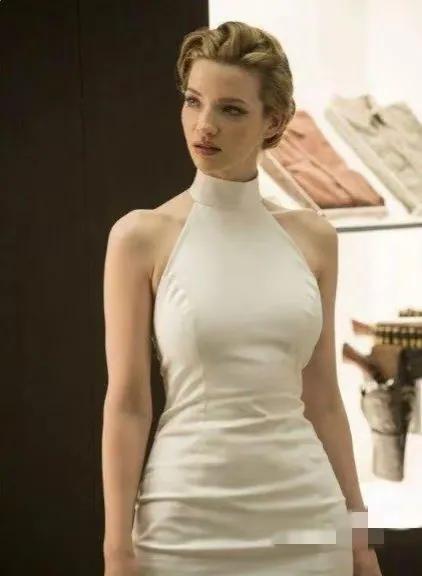 一个甩了马斯克两次的女人，马斯克至今难忘